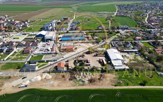 Cumpana - Teren intravilan în suprafață de 7147 mp cu 2 deschideri. - Poză 1