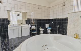 Reședință de Lux la Liziera Pădurii – Oază de Intimitate în Parcul Sub Arini - Poză 23