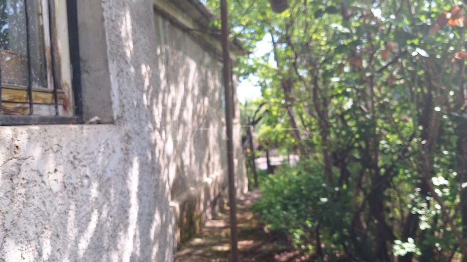 Casă cu 3 camere și teren generos, în Andrei Mureșanu - Poză 8