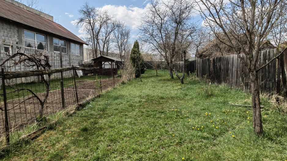 Casă cu 4 camere si teren zona Ciucului 120 m² - Poză 11