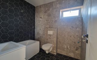 FINALIZAT APARTAMENT 3 CAMERE  GRADINA   PARCARE  BUCIUM VISAN - Poză 15