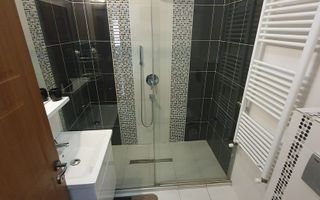 SOLD / VANDUT Apartament cu 2 camere de vânzare în zona Central - Poză 4