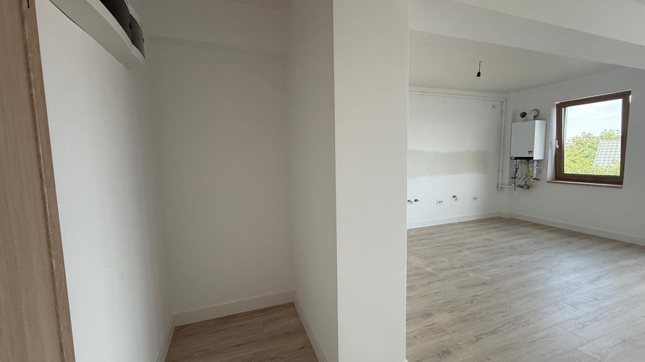 Titan- Bloc boutigue- apartament 2 camere -living generos - Poză 11