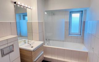 Închiriez apartament 2 camere, Unirii, centrală, 1 min metrou M1/M2 - Poză 6