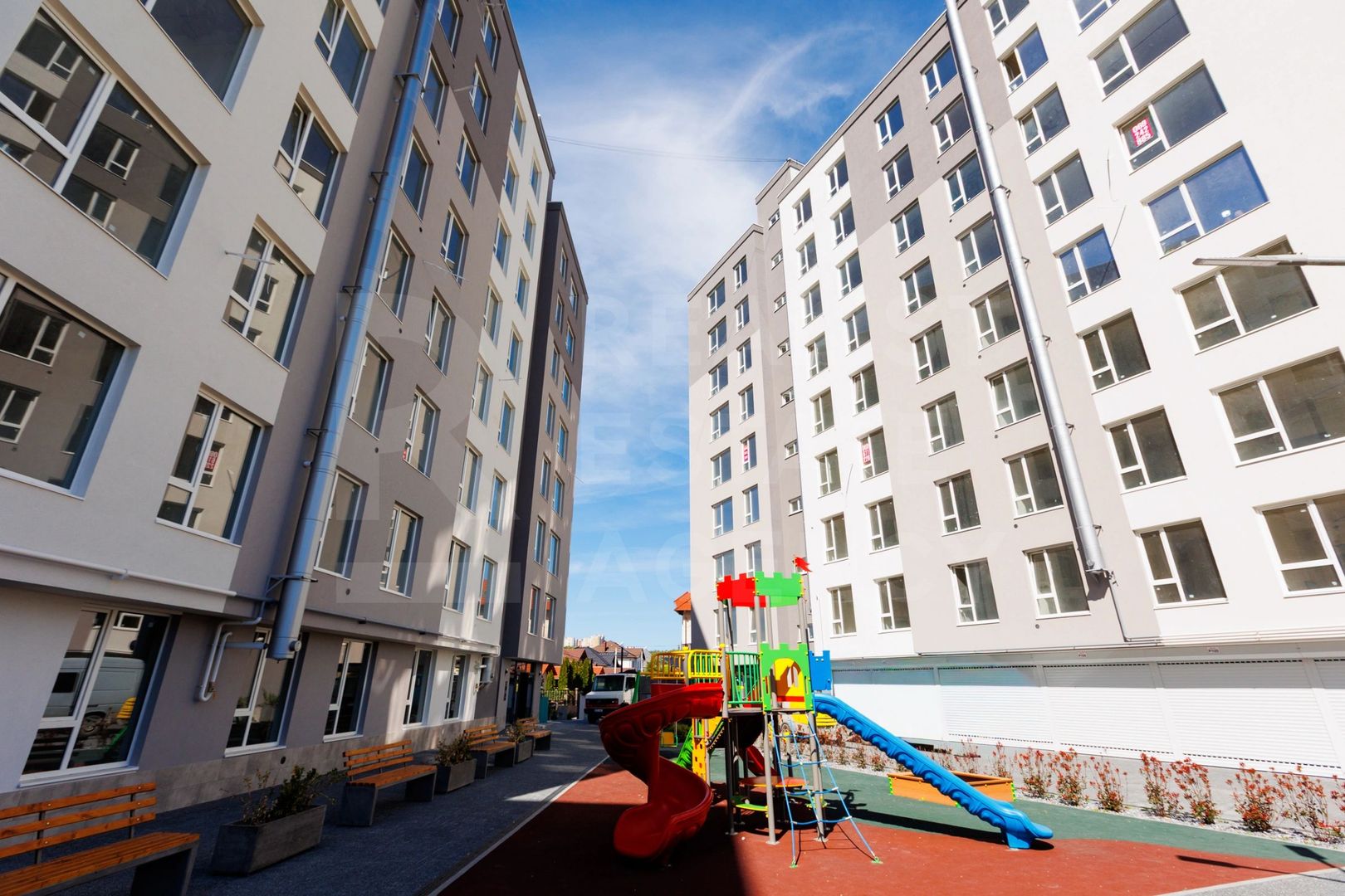 Vânzare, apartament, 2 camere + living, strada Soarelui, Botanica - Poză 4