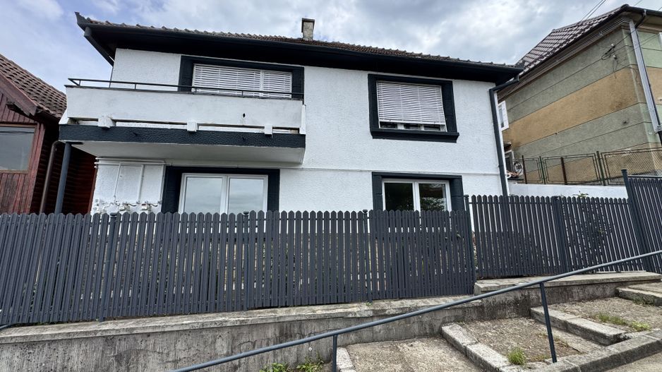 Apartament cu 2 camere in casa in Blumana, Brasov - Poză 2