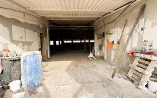 Spatiu de inchiriat 400MP Inaltimea de 4m Jucu de Mijloc - Poză 3