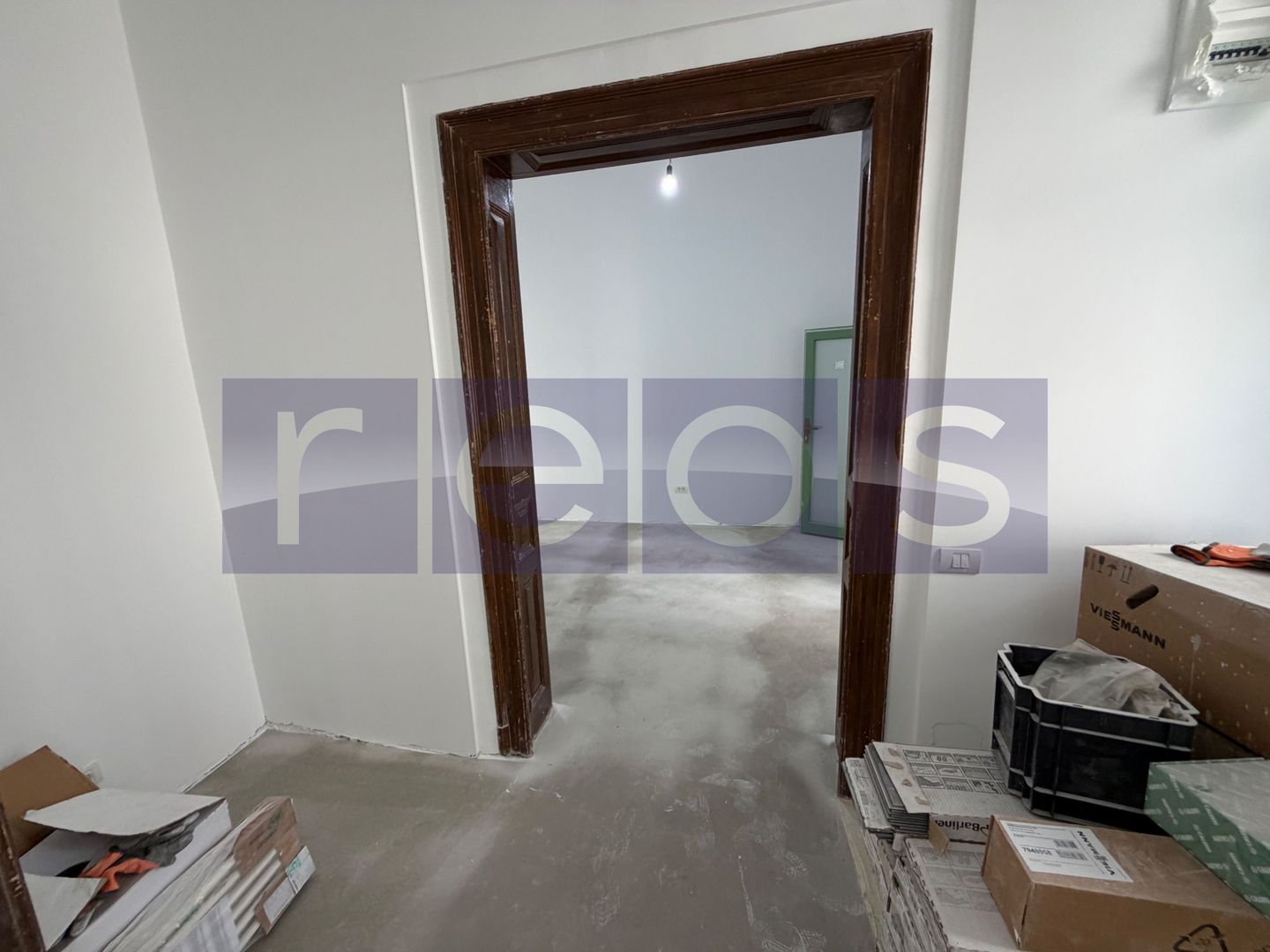 SPATIU COMERCIAL DE INCHIRIAT | 47 MP | RENOVAT | ZONA PIATA VICTORIEI - Poză 3