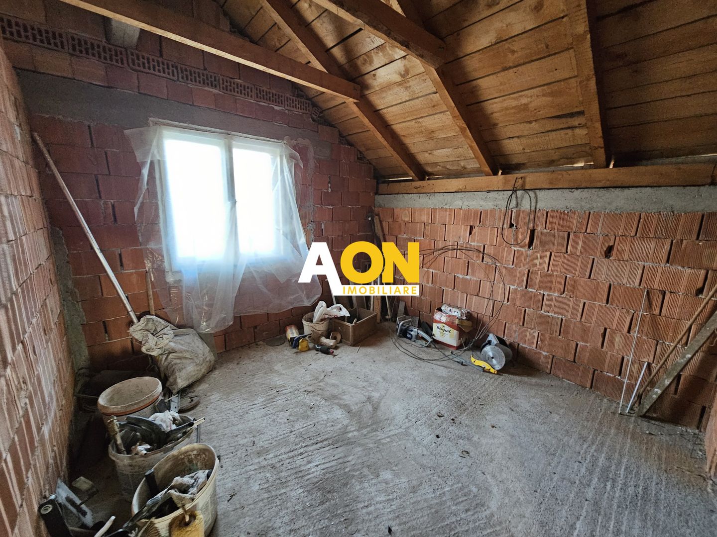 Casa 4 camere, 300 mp utili, 562 mp teren, zona Centru - Poză 16