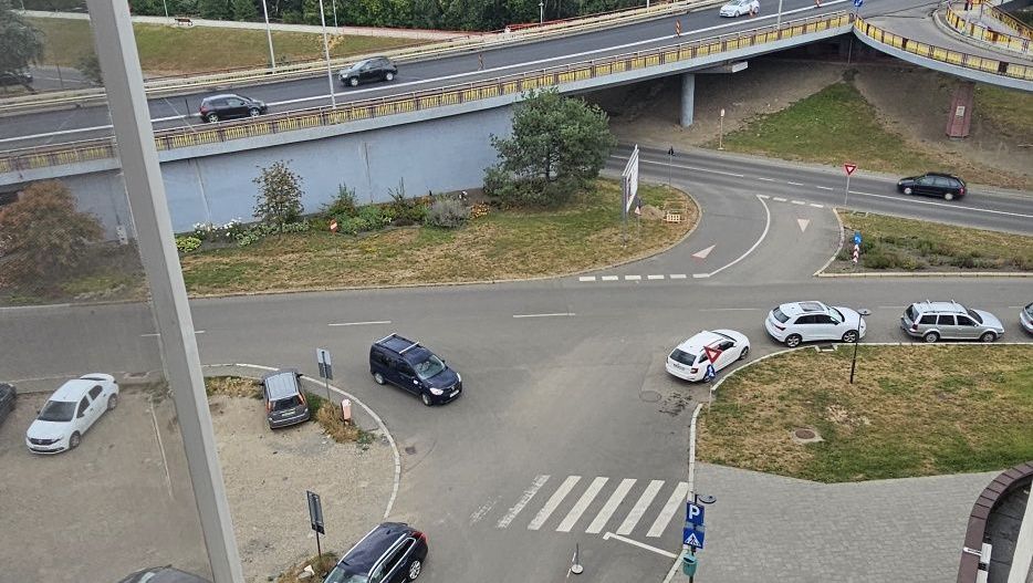 Vând apartament 4 camere  100 mp Satu Mare - Poză 8