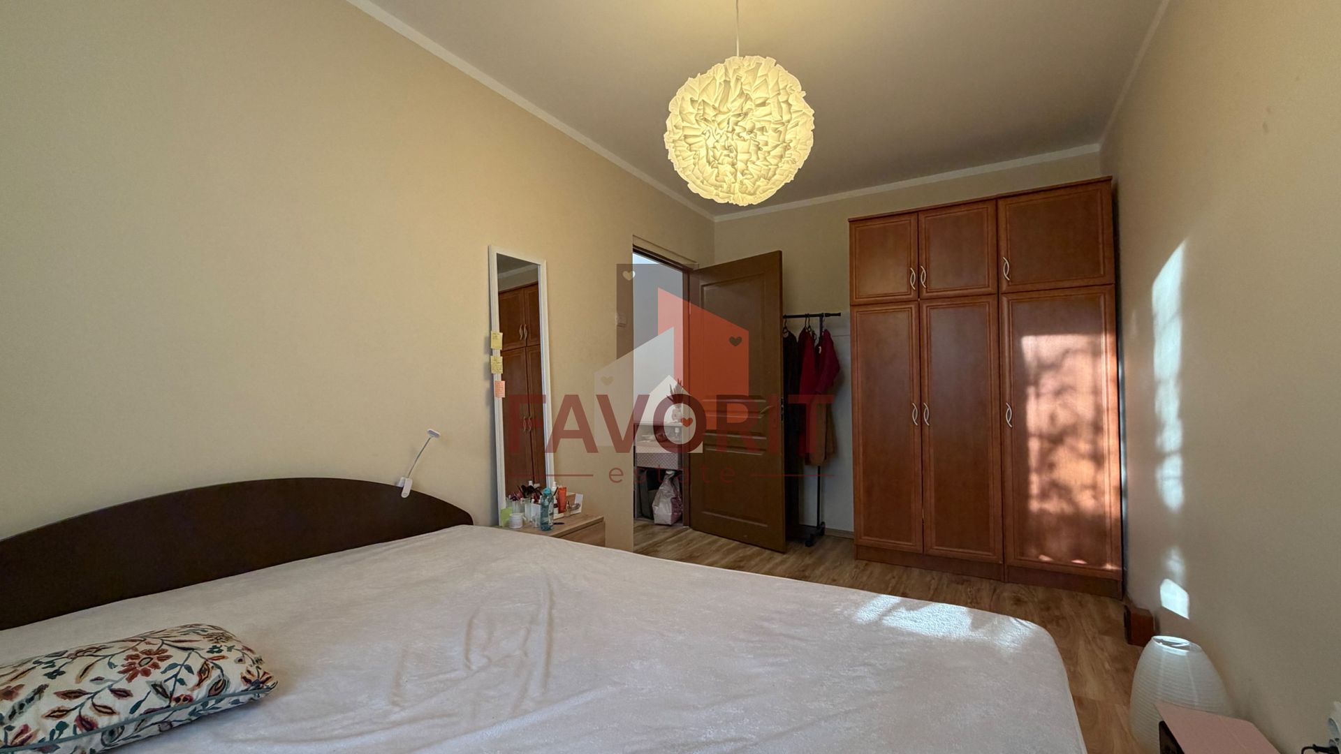 2 camere | Etaj 2 | Renovat | Mobilat si utilat | Centrala proprie - Poză 14
