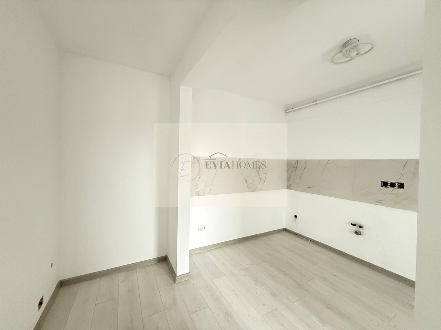 3 camere/2 băi/Parcare inclusă/Constructie premium - Poză 11