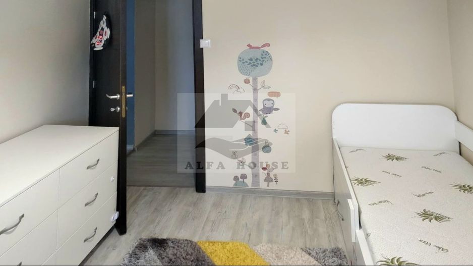 Apartament cu patru camere, zona Florilor-Craiter 80 mp - Poză 5