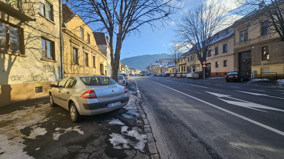 Str Lunga apartament pretabil birou/cabinet , parter stradal - Poză 1
