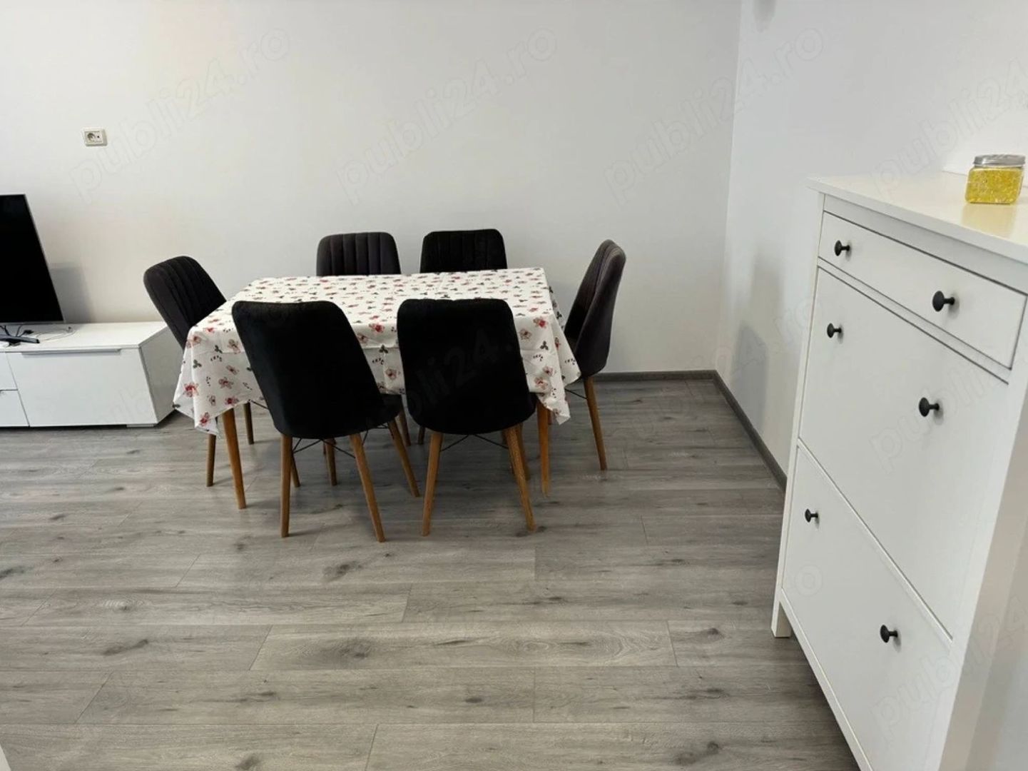 AP. 2 CAMERE SALAJ, BLOC NOU, BUCATARI INCHISA, MOBILAT/UTILAT MODERN - Poză 4