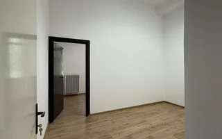 Spațiu de birouri de închiriat – zona Universitate - Poză 26