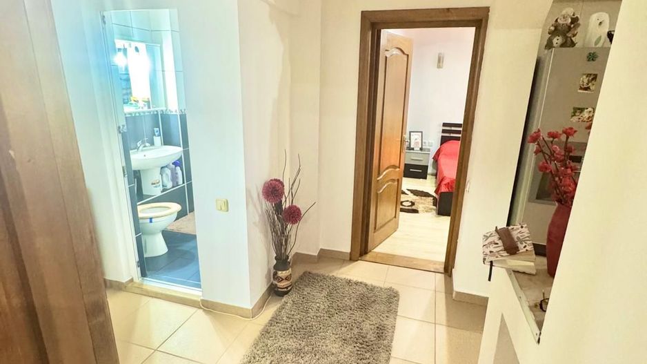 Apartament 2 camere cu terasă amenajată, Sos. București - Poză 5