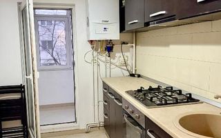 # Închiriez apartament 3 camere decomandat - Iași - zona Nicolina 1 - Poză 3