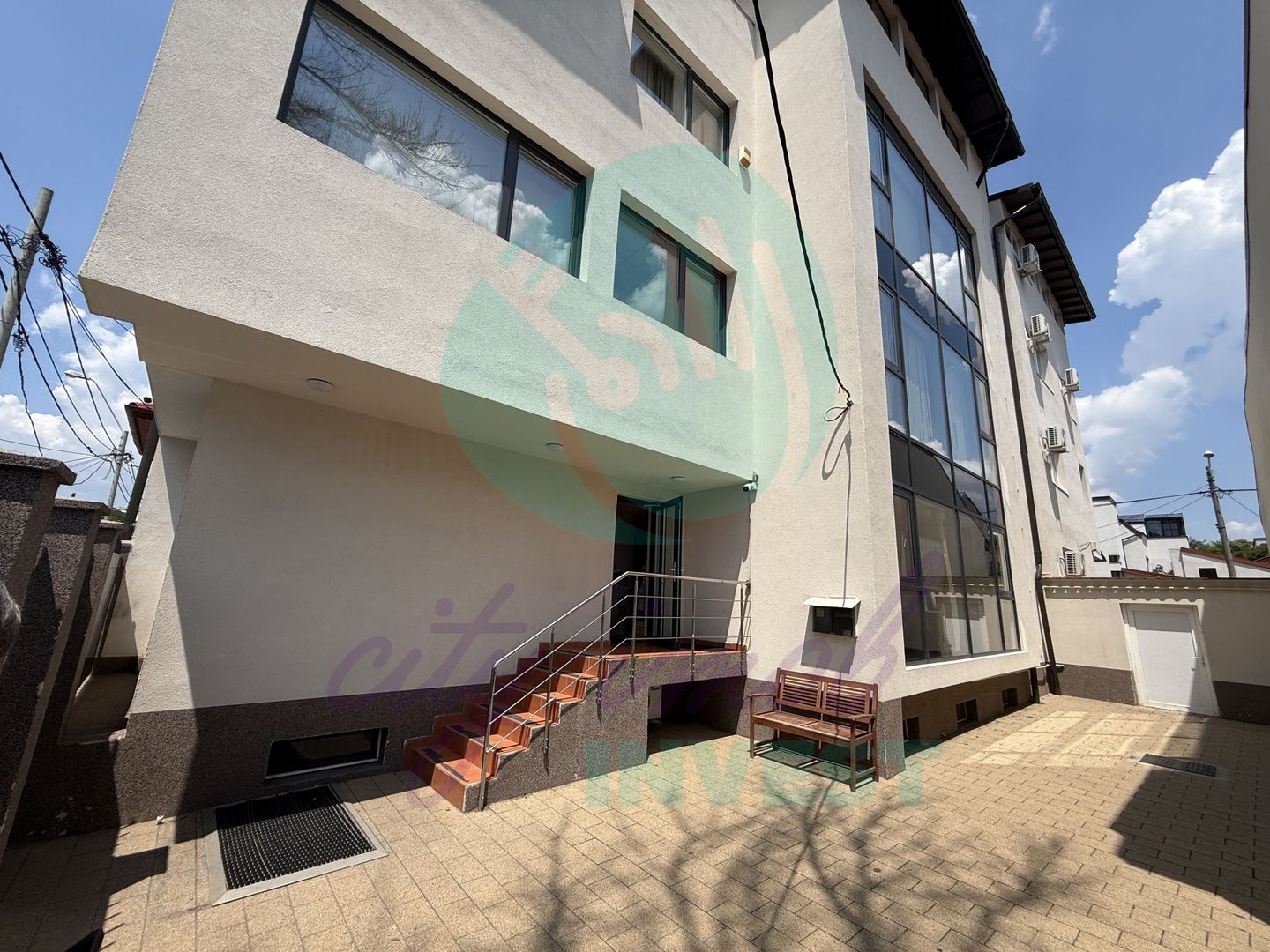 Clădire birouri / clinică / școală | Banu Manta - Poză 1
