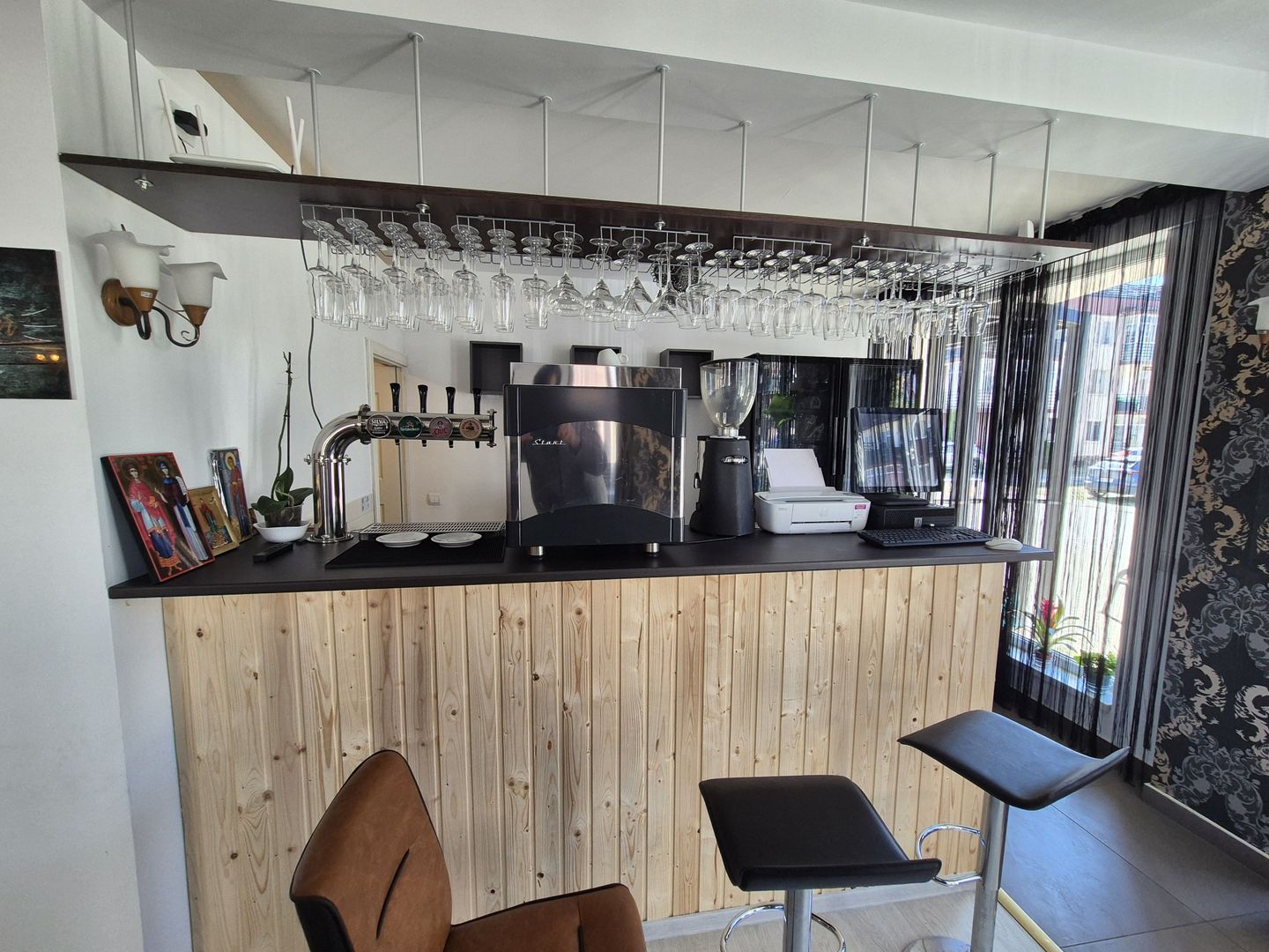 Spatiu comercial 138,70 mp + 2 locuri de parcare - Varteju - Poză 5