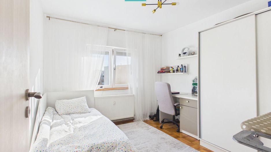 Apartament superb cu 5 camere, in Vlaicu - Poză 13