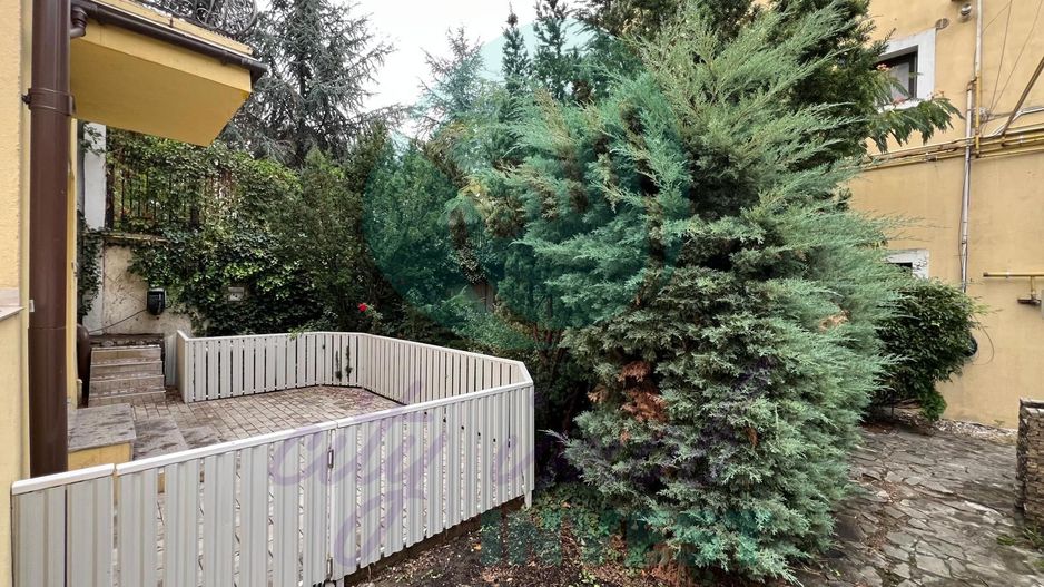 Apartament cochet cu gradină proprie – ultracentral, Piața Unirii - Poză 2