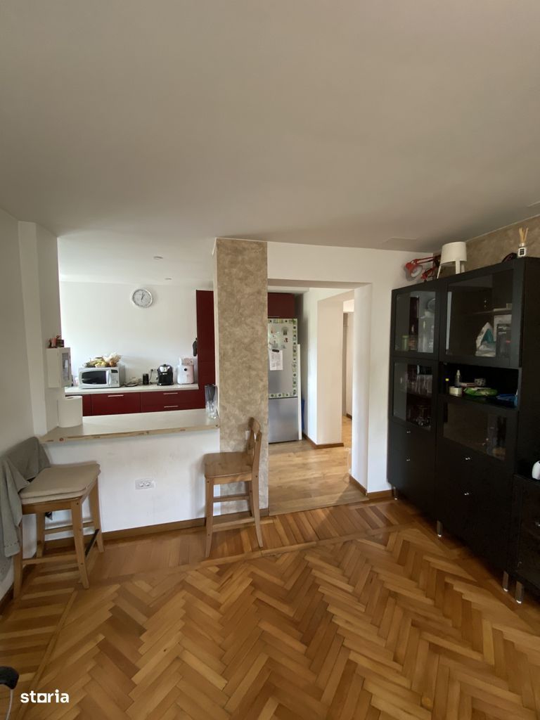 Apartament 4 camere decomandat, metrou 3 min, etaj 4/4, zonă liniștită Titan - Poză 12