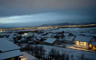 Casa individuala -pivnita-teren 350 mp- priveliste superba - Poză 8