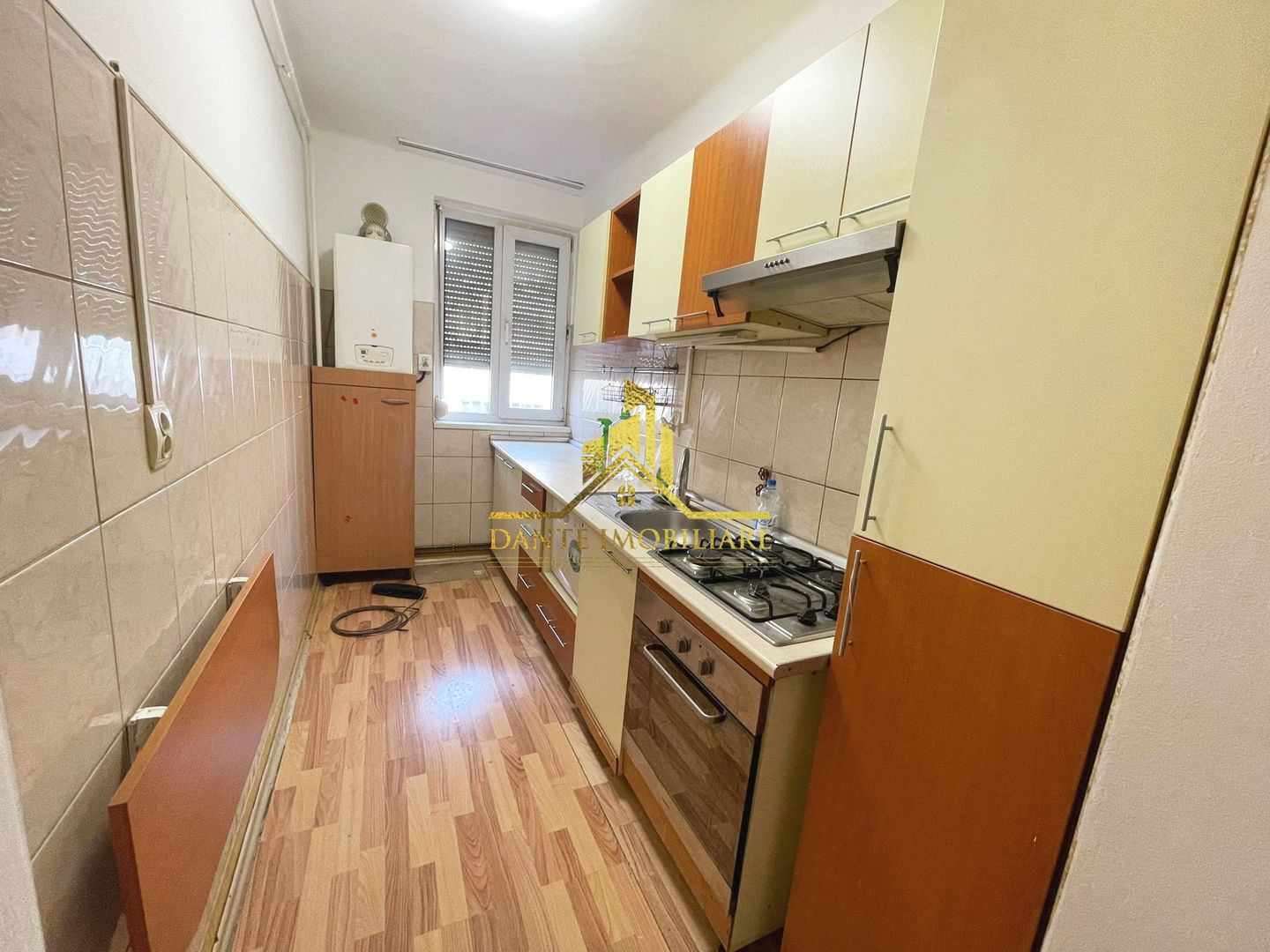 3 camere, spatios, mobilat modern, AC, Semicentral, Horea, fac Litere - Poză 8