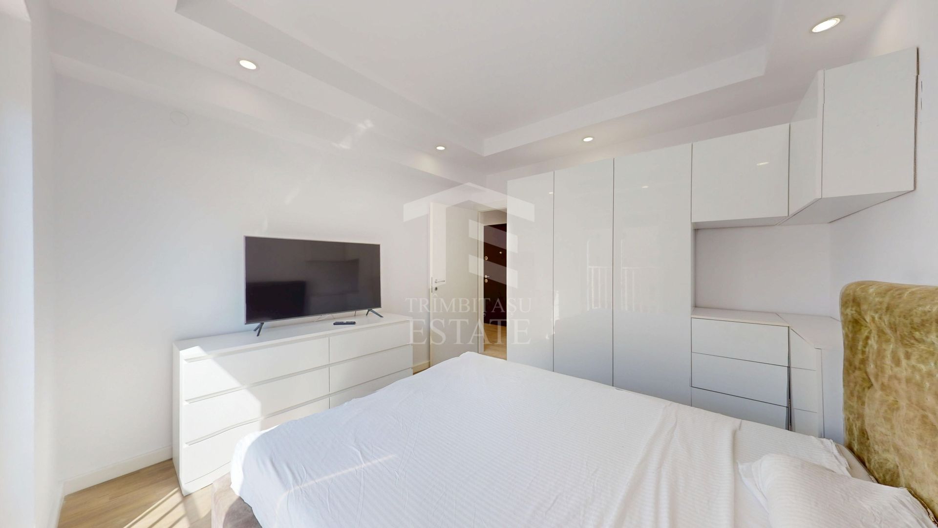 2 CAMERE DECOMANDAT ÎN COSMOPOLIS | MOBILAT & UTILAT | PARCARE INCLUSĂ - Poză 9