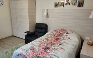 Casă de Vânzare | Piscină Interioară | Spațiu de Relaxare - Poză 40