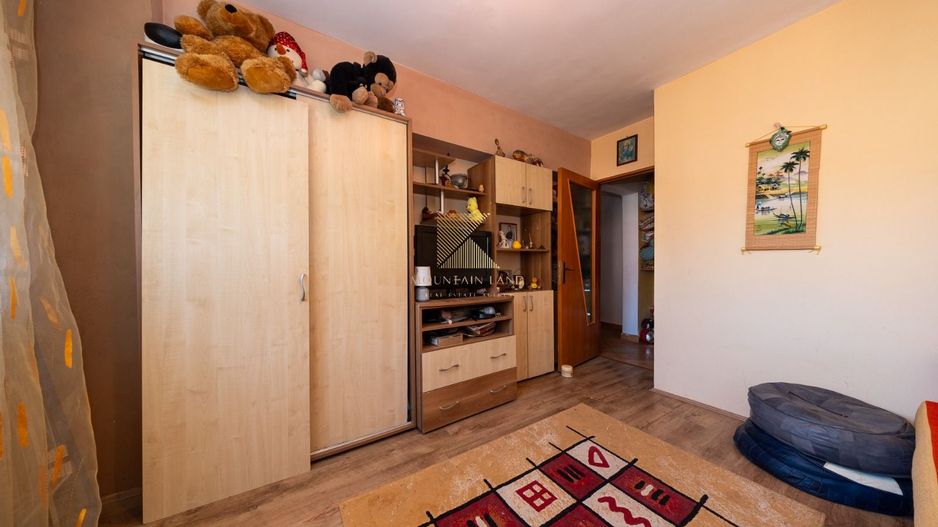 Apartament 3 camere, vedere superbă, Răcădău, str. Carpenului - Poză 10