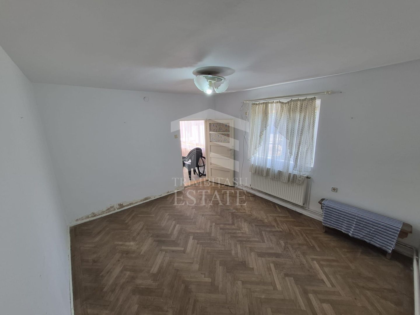 casa veche ce asteapta amenajarea ta, Ploiesti, central - Poză 2