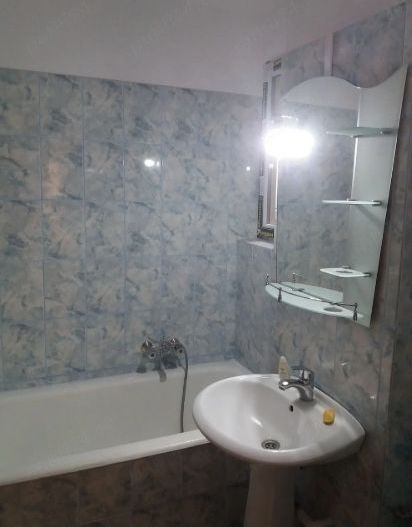 DE INCHIRIAT Apartament 2 camere - Eroii Revoluției - Poză 6