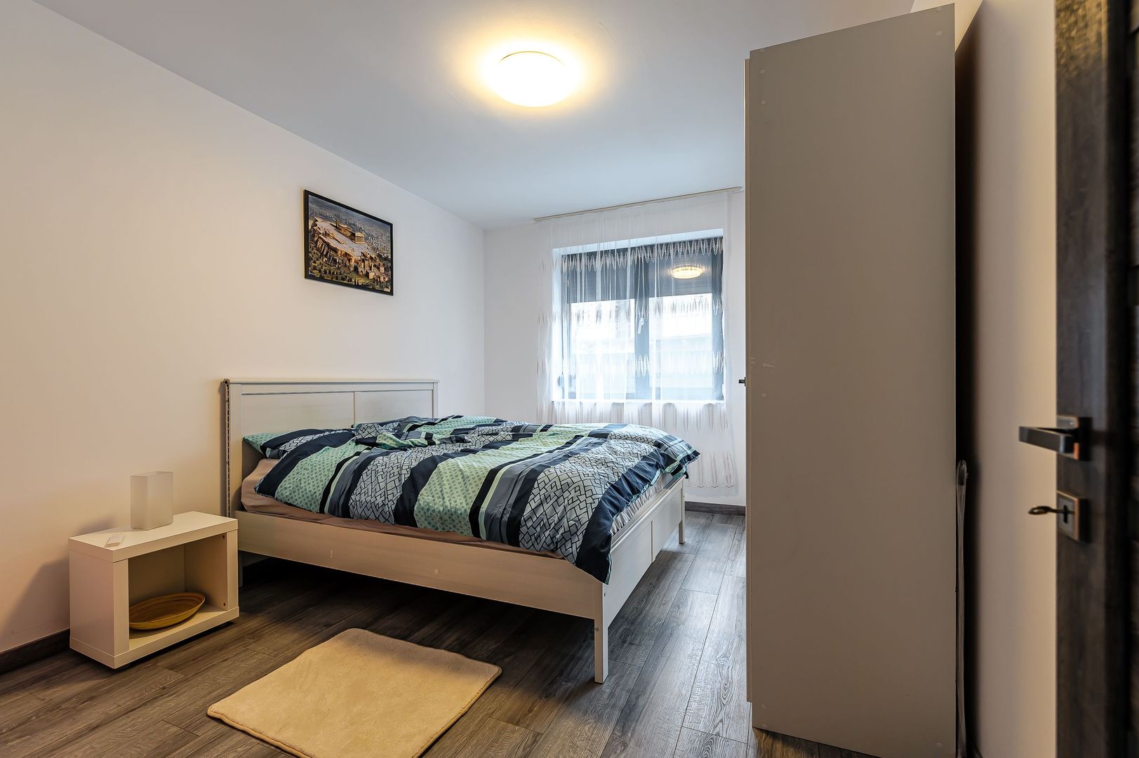 Apartament ultracentral în bloc nou, 2 camere cu terasa proprie - Poză 5
