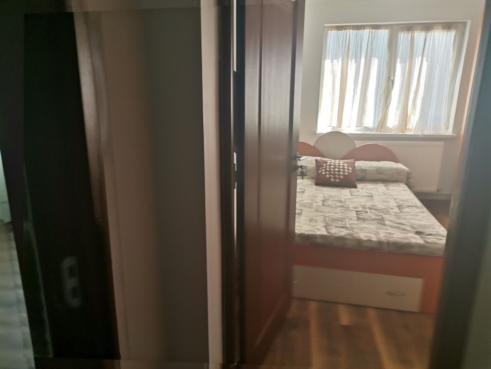Vanzare apartament 3 camere, Gavana, zona Piata - Poză 6