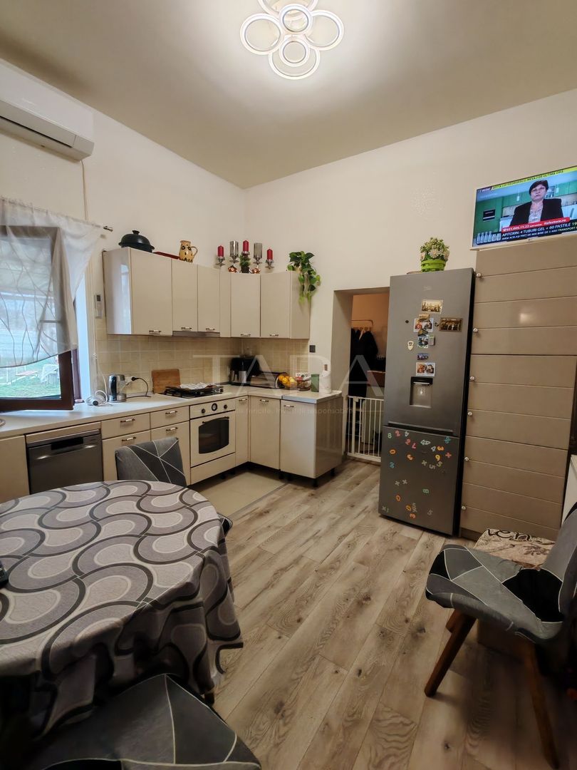 Apartament cu 3 camere zona Centrala - Poză 6