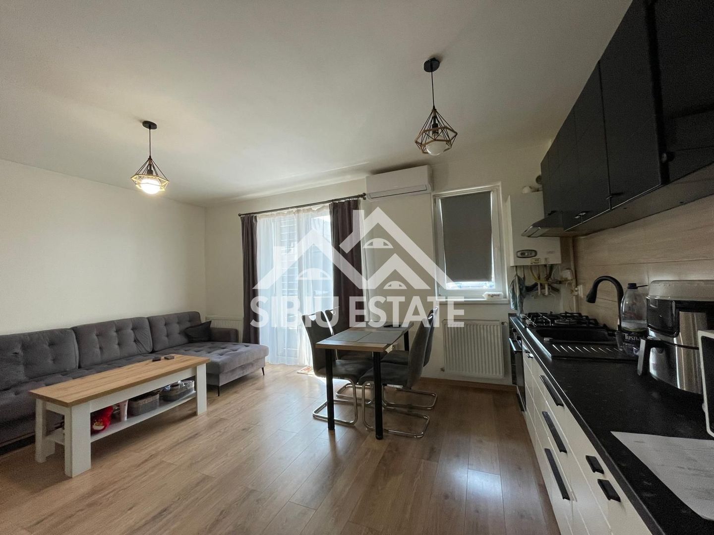 Apartament 3 camere modern  Loc de parcare – Sibiu  Calea Turnișorului - Poză 1