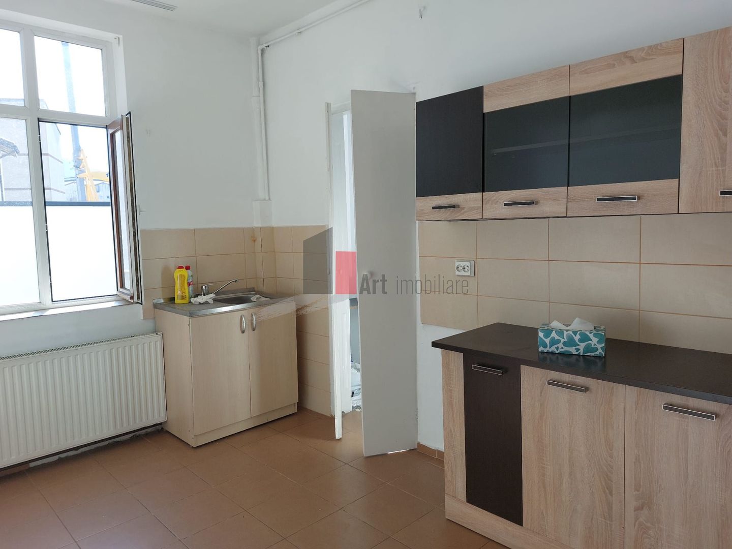 Spatiul "NESTALAN", et. 1 in vila, INTRARE SEPARATA, SINGUR PE NIVEL - Poză 19