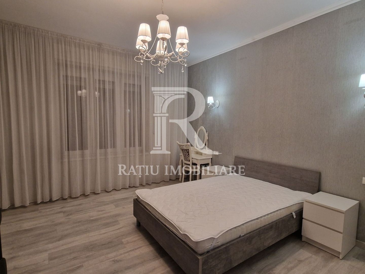Apartament cu 3 camere | Central | Oradea - Poză 5