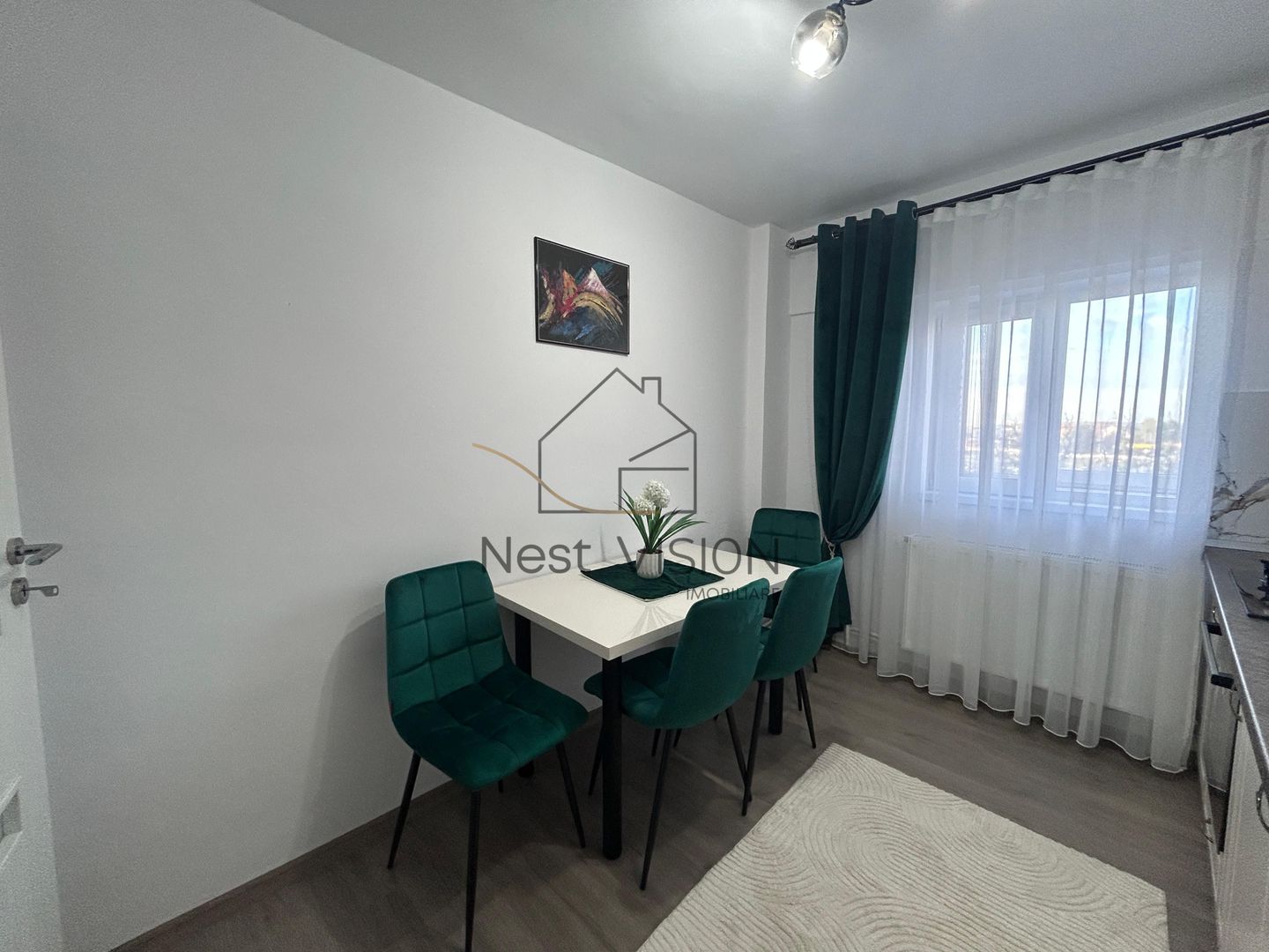 Spatios si gata de mutat | 2 camere | balcon + pivnita | Strand - Poză 7