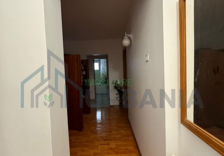 Închiriez apartament cu 2 camere în Podul Ros - Poză 4