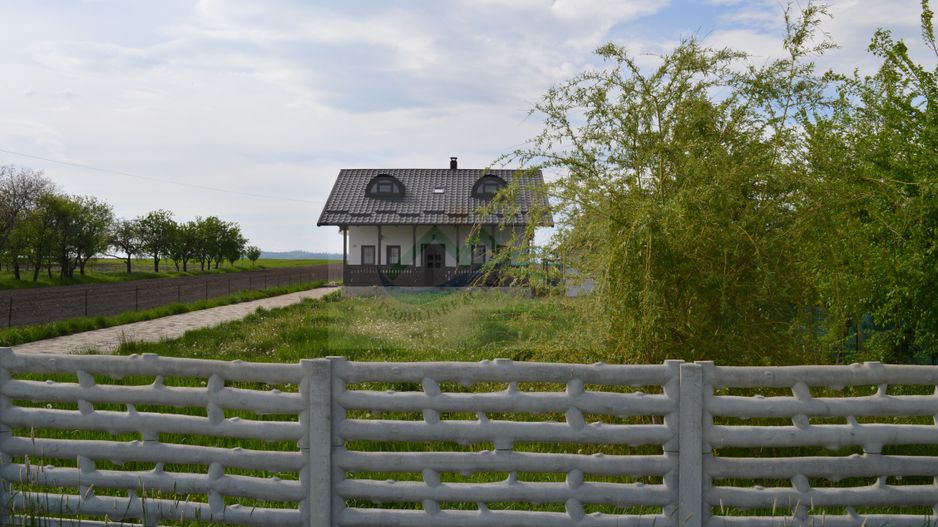 Casă de vânzare Măzănăești/Suceava - Poză 2