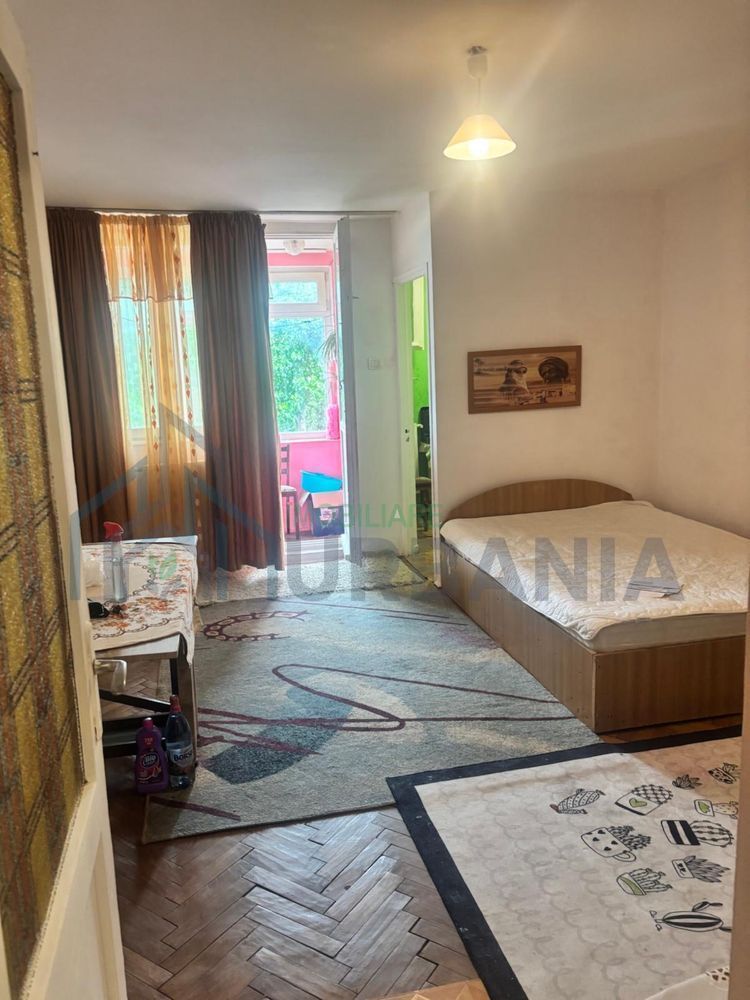 Garsonieră de închiriat, zona Tătărași, etaj intermediar, aproape de mijloace de transport - Poză 4