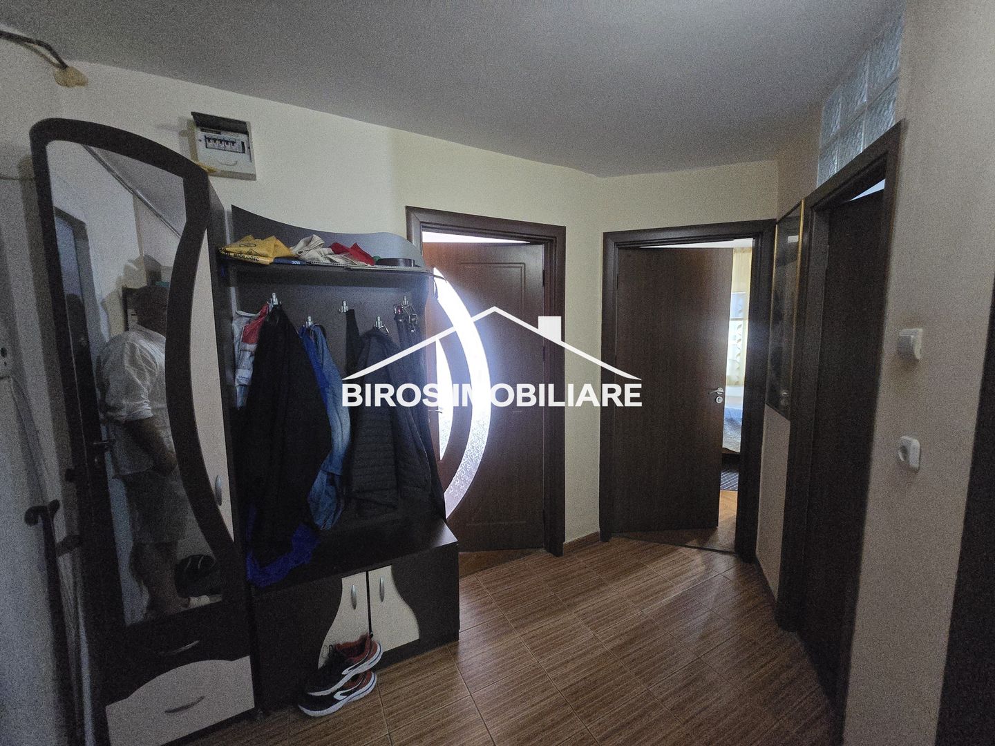 3 camere Brazda lui Novac - Sc.23 - Poză 4