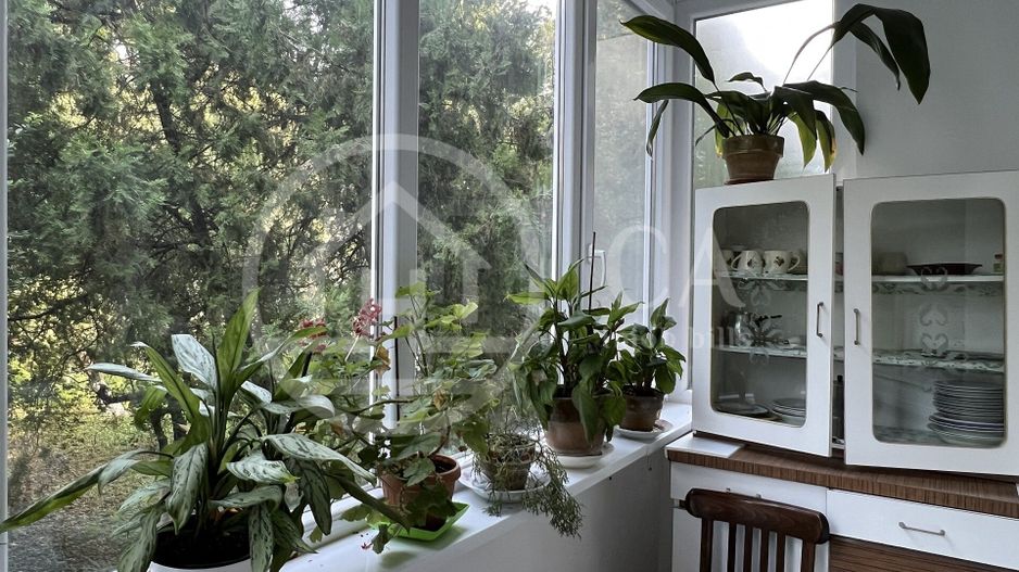 Apartament cu 2 camere de inchiriat in zona Rogerius Oradea - Poză 8