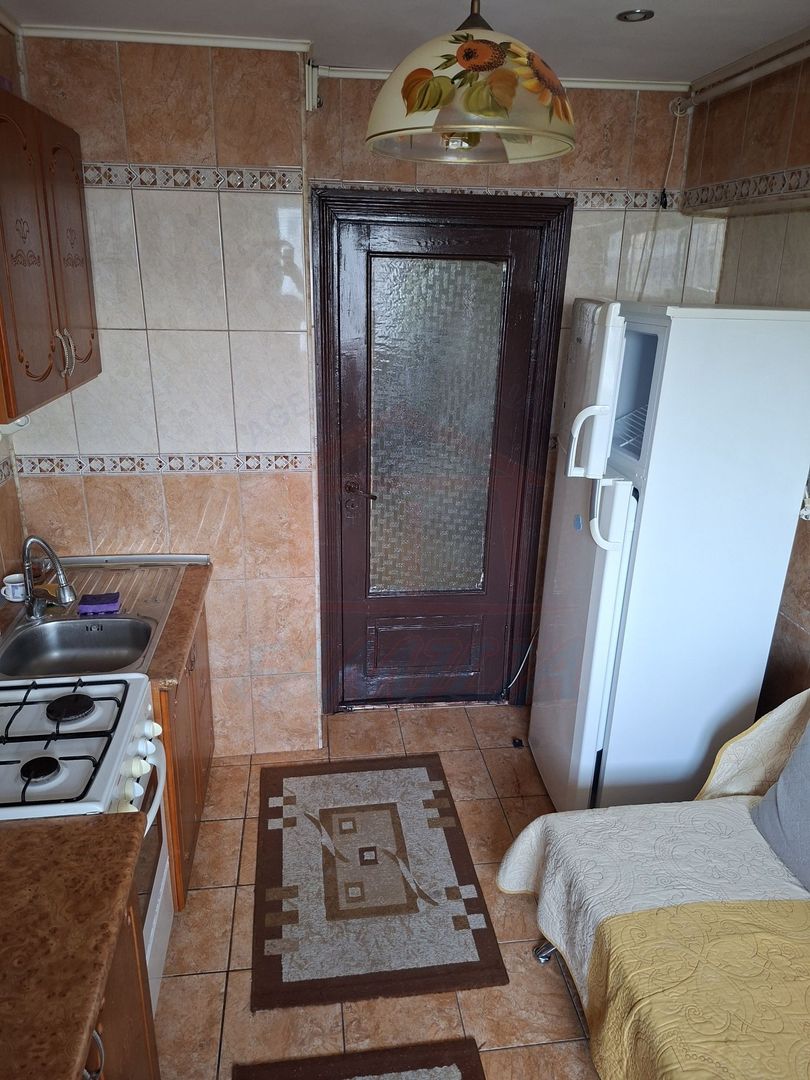 SE INCHIRIAZA APARTAMENT 2 CAMERE, IREG, 267 EURO/LUNA - Poză 6