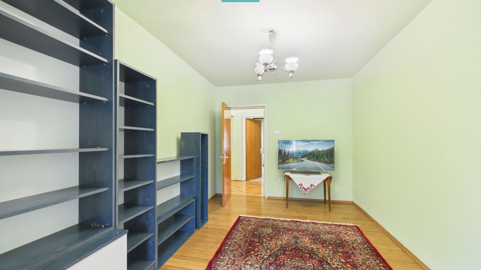 Apartament cu 5 camere în zona Polivalentă - Poză 10