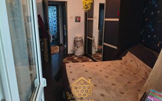 Apartament cu 2 camere in Brazda - Poză 6