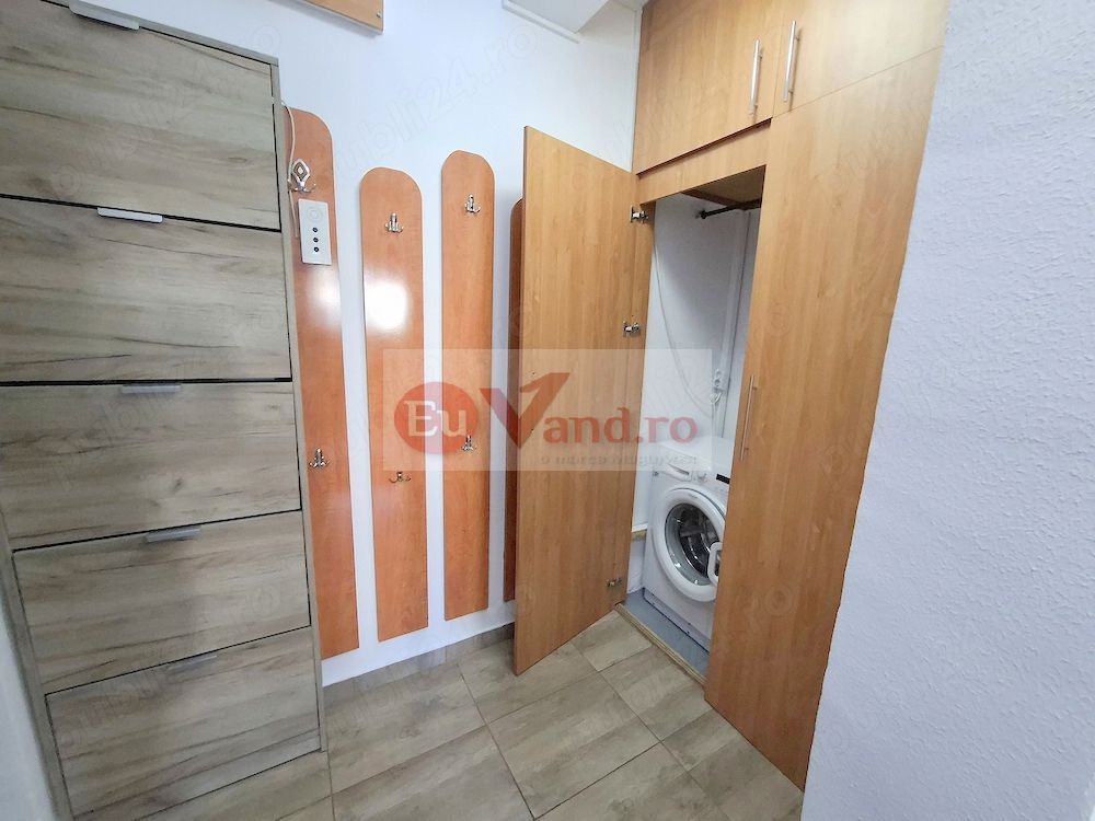De inchiriat apartament cu 2 camere,  zona Spitalul judetean, et. 2, 450 E - Poză 2